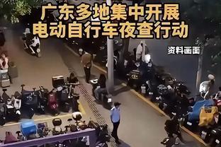 意媒：那不勒斯高层曾尝试说服奥斯梅恩出战热那亚，但球员不愿意